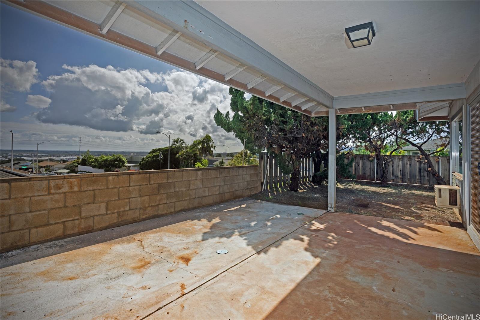 94-469  Alapine St Village Park, Waipahu home - photo 6 of 25