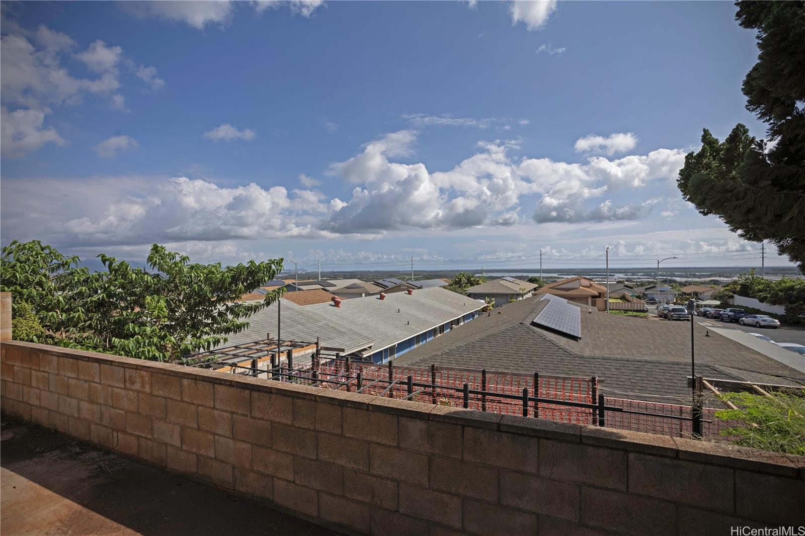 94-469  Alapine St Village Park, Waipahu home - photo 7 of 25