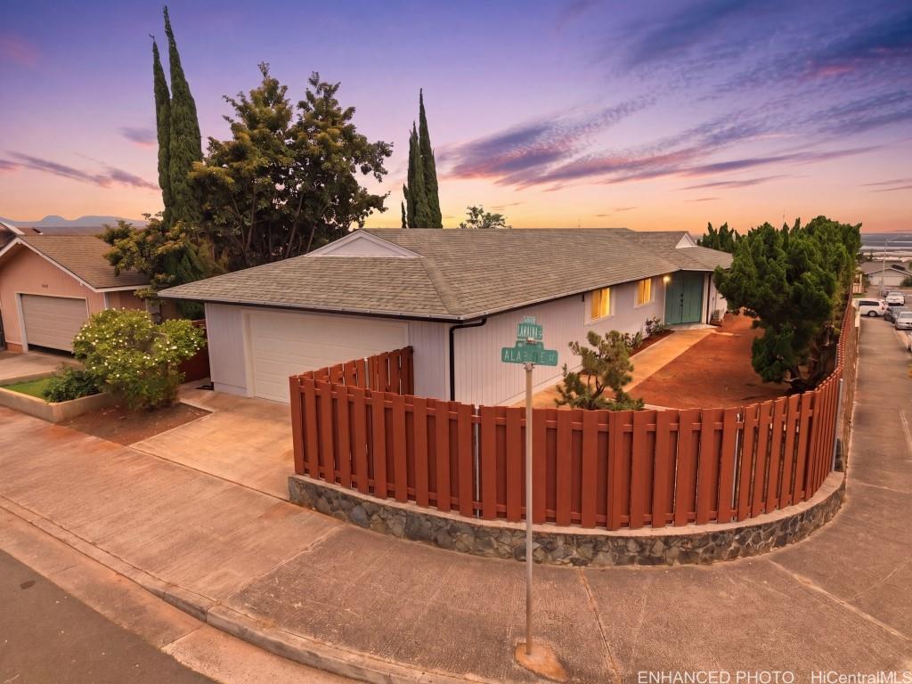 94-469  Alapine Street Village Park, Waipahu home - photo 2 of 25