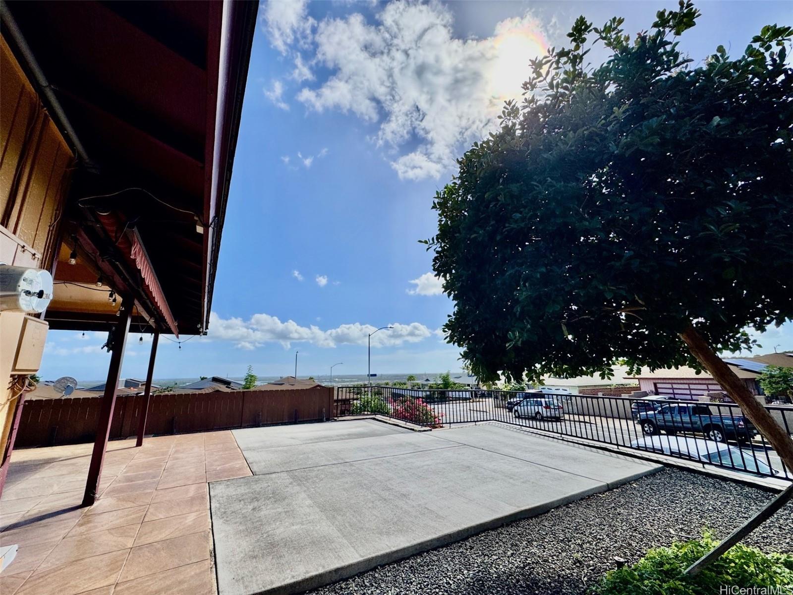 94-471  Palai St Village Park, Waipahu home - photo 11 of 19