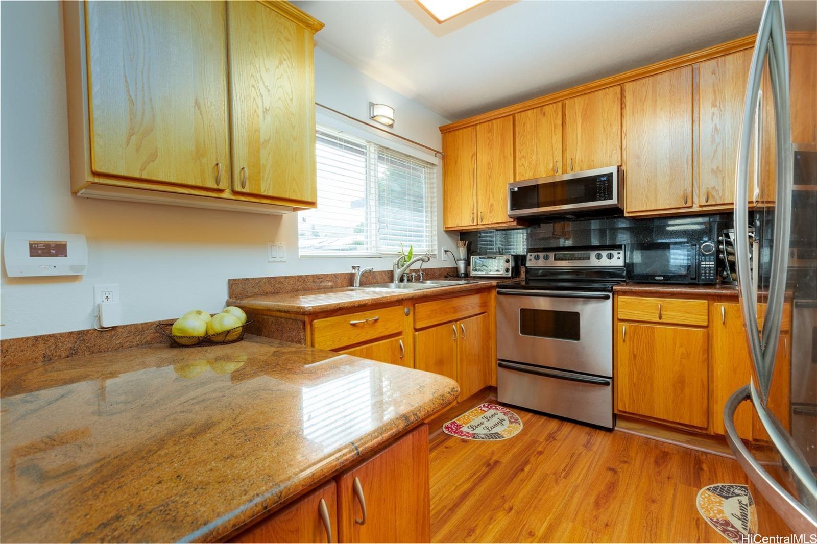 94-471  Palai St Village Park, Waipahu home - photo 4 of 19