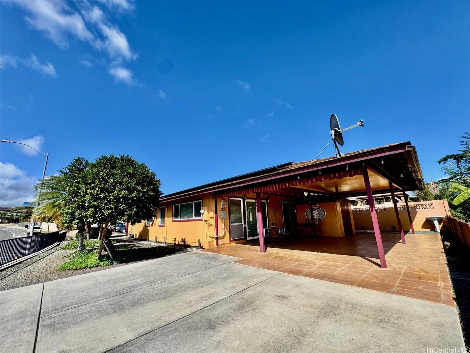 94-471  Palai St Village Park, Waipahu home - photo 9 of 19