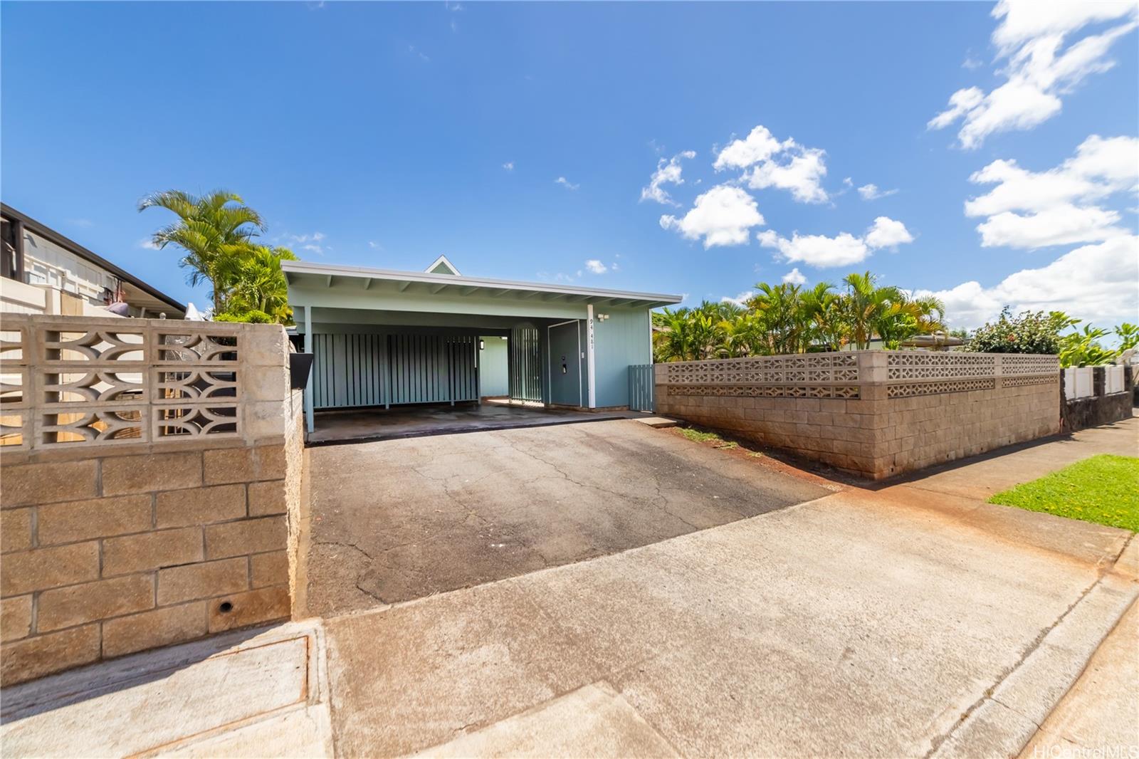 94-481  Hokuala Street Mililani Area, Central home - photo 6 of 20