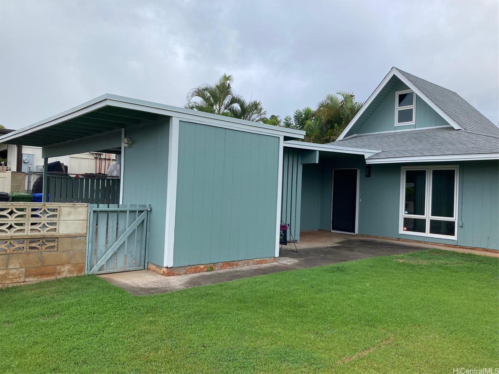 94-481  Hokuala Street Mililani Area, Central home - photo 9 of 20