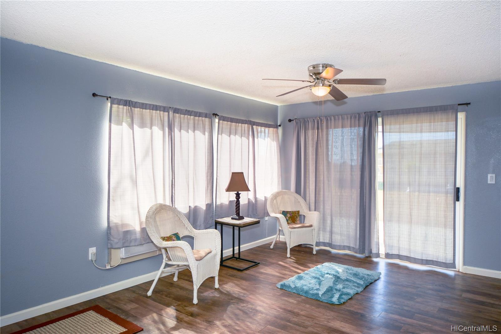 Royal Kunia 4102, 94500 Kupuohi Street, Waipahu Royal Kunia