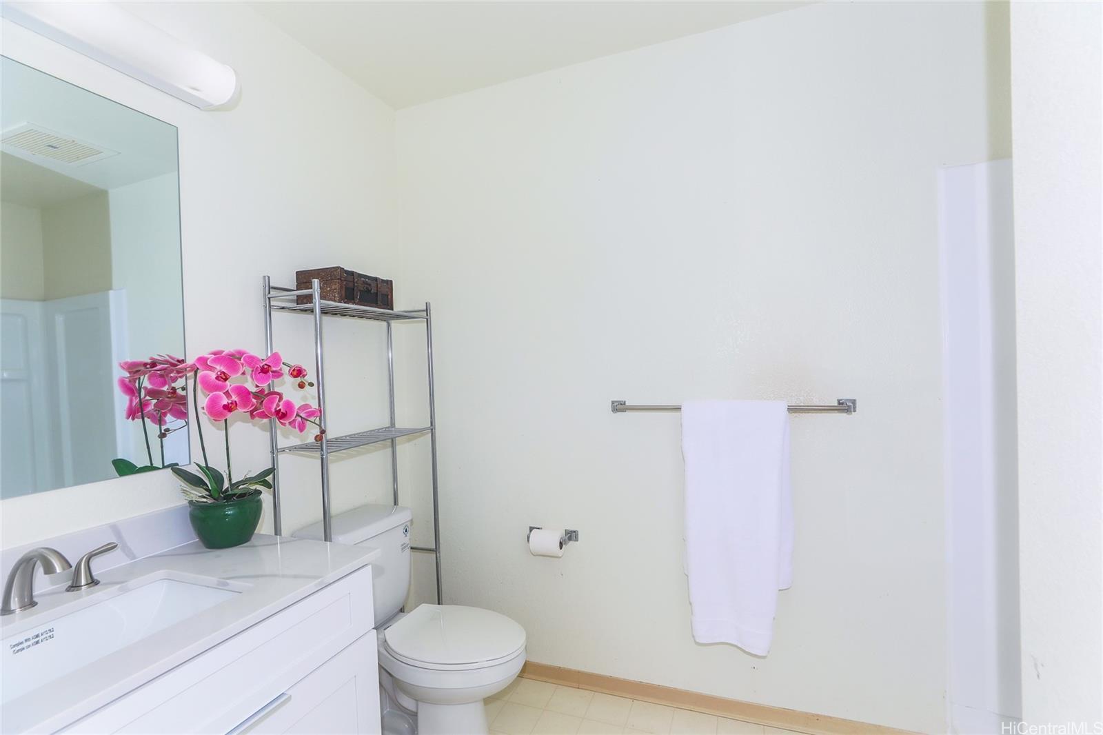 Kulana Knolls 1 condo # 8103, Waipahu, Hawaii - photo 12 of 19