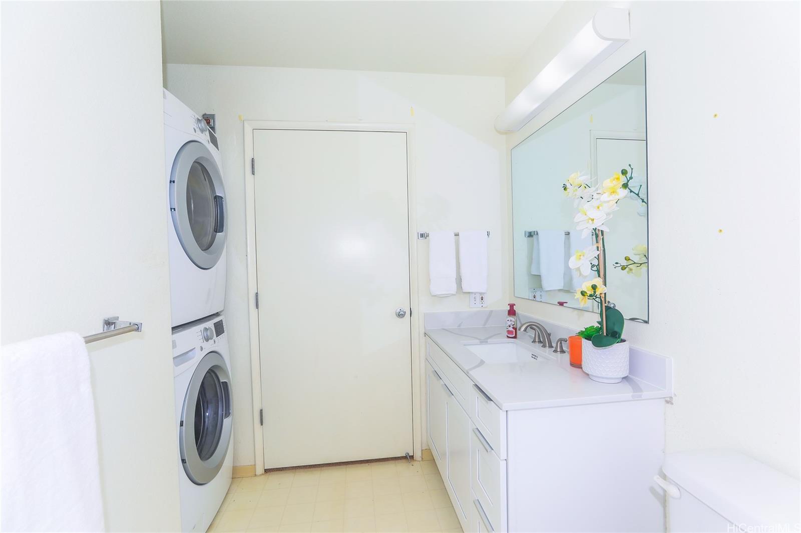 Kulana Knolls 1 condo # 8103, Waipahu, Hawaii - photo 17 of 19