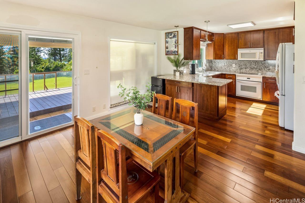 94-509  Lumiauau Street Waikele, Waipahu home - photo 11 of 25