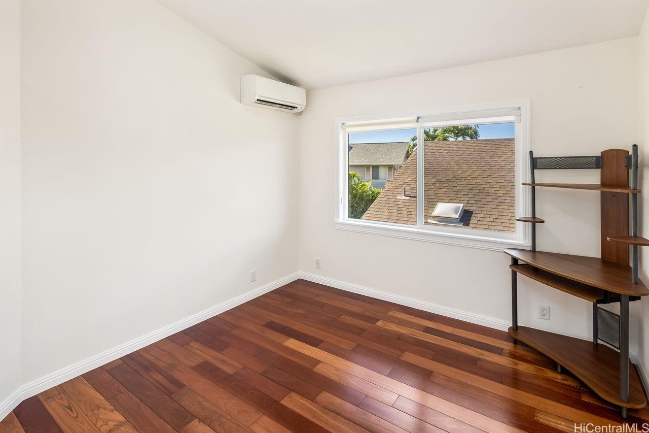 94-509  Lumiauau Street Waikele, Waipahu home - photo 20 of 25