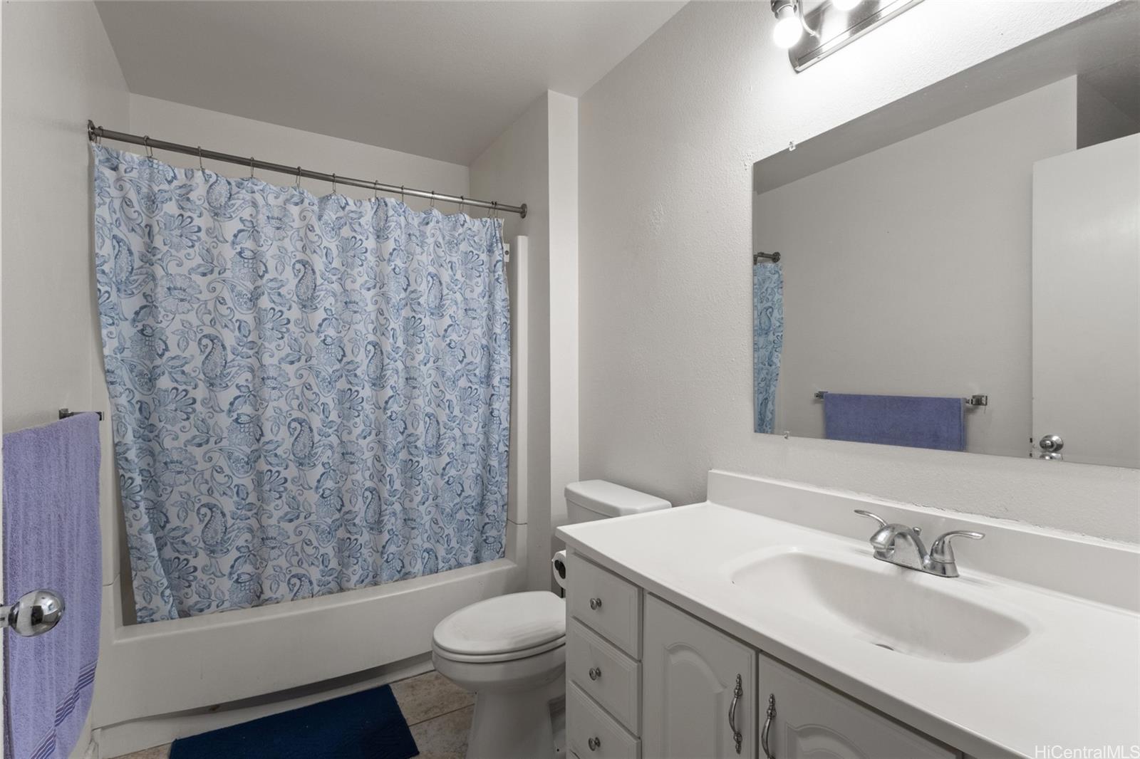 Royal Kunia Community Association townhouse # 9201, Waipahu, Hawaii - photo 5 of 11