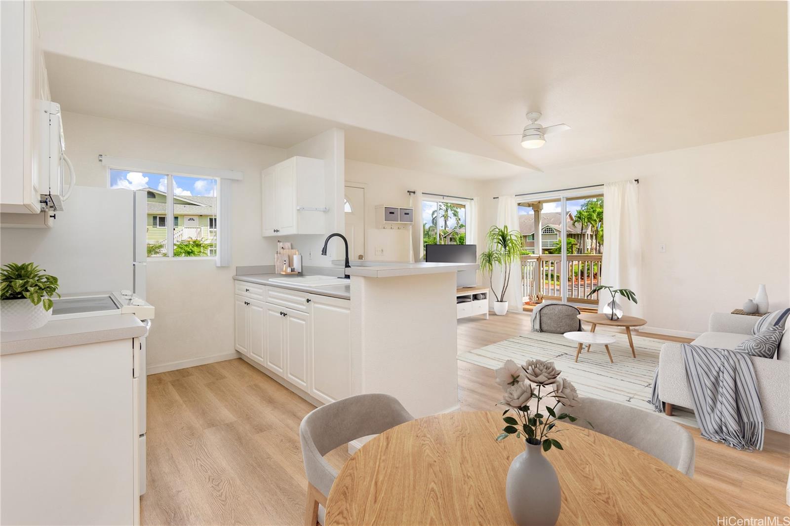 Waikele Community Association townhouse # T202, Waipahu, Hawaii - photo 2 of 25