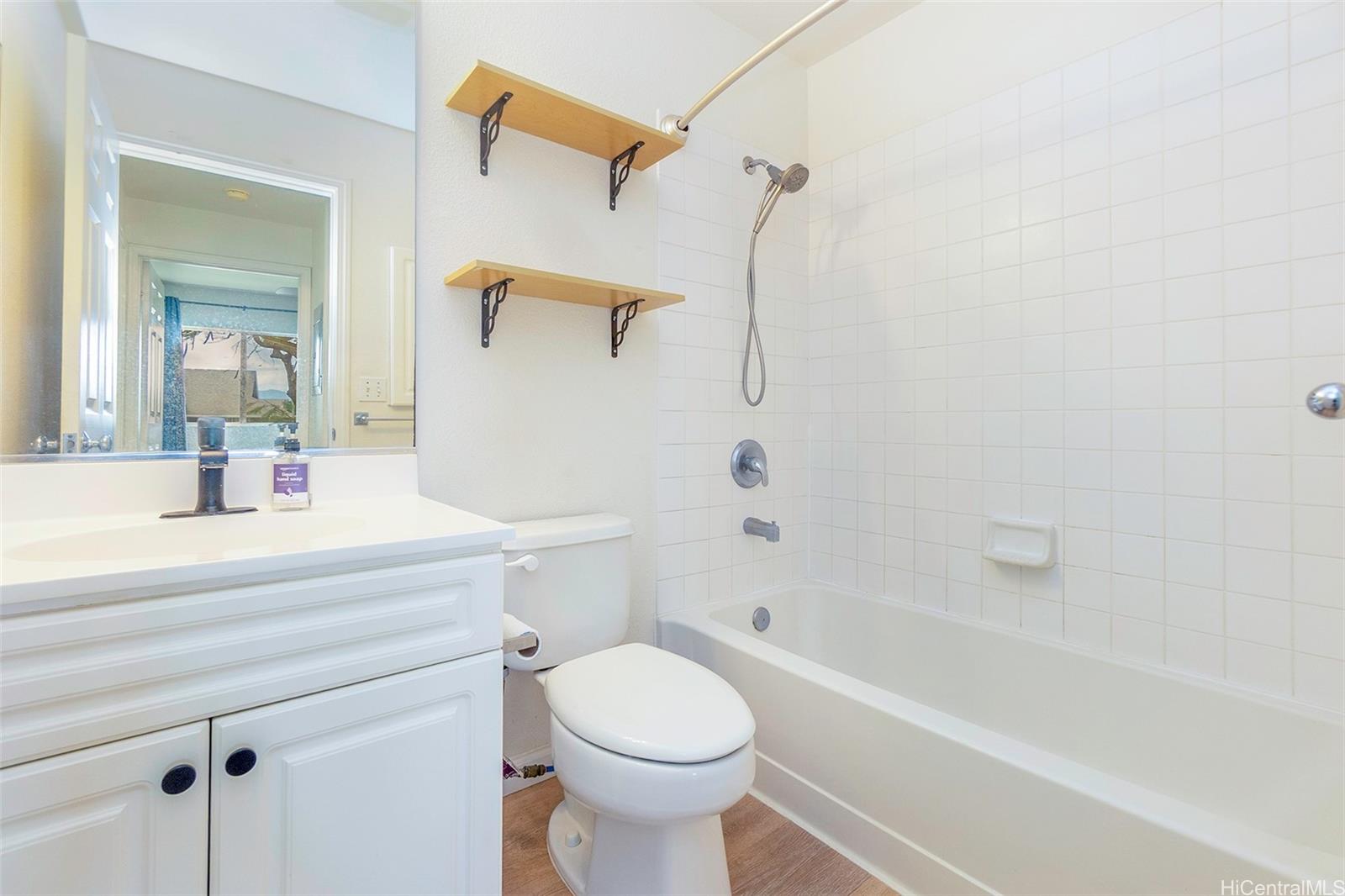 Waikele Community Association townhouse # T202, Waipahu, Hawaii - photo 18 of 25