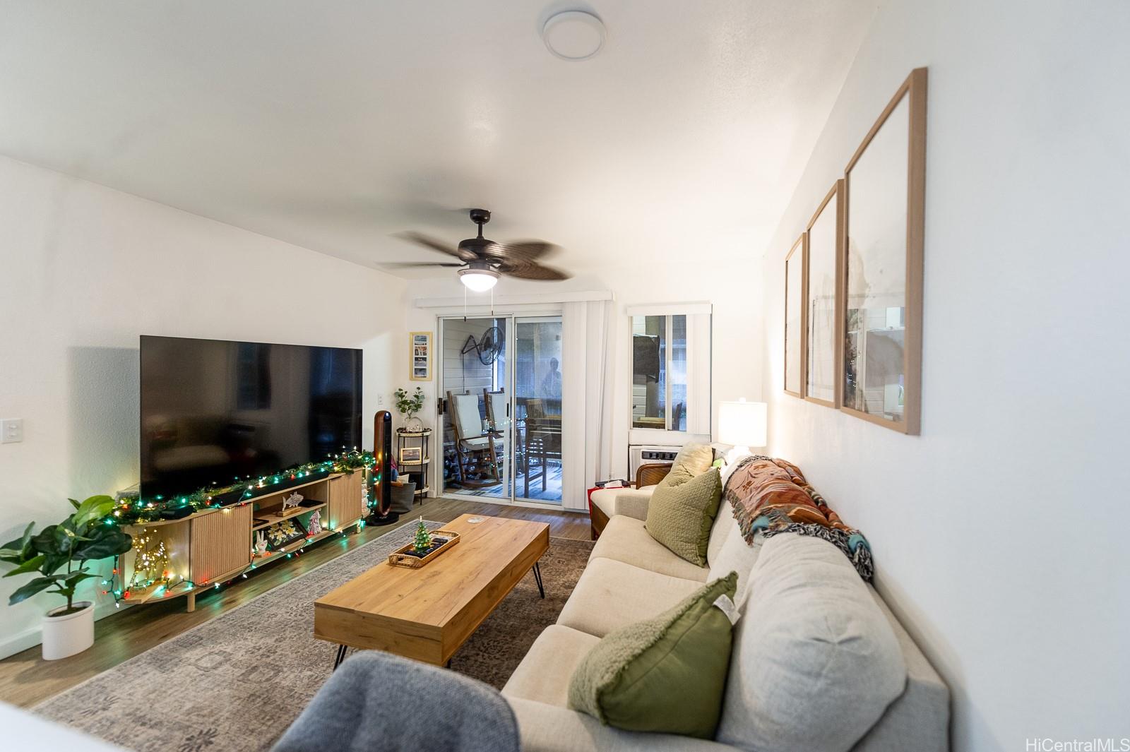 Waikele CA townhouse # L202, Waipahu, Hawaii - photo 6 of 17