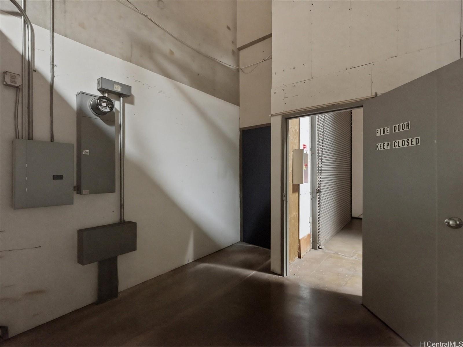 94-515 Ukee St Waipahu Oahu commercial real estate photo14 of 18