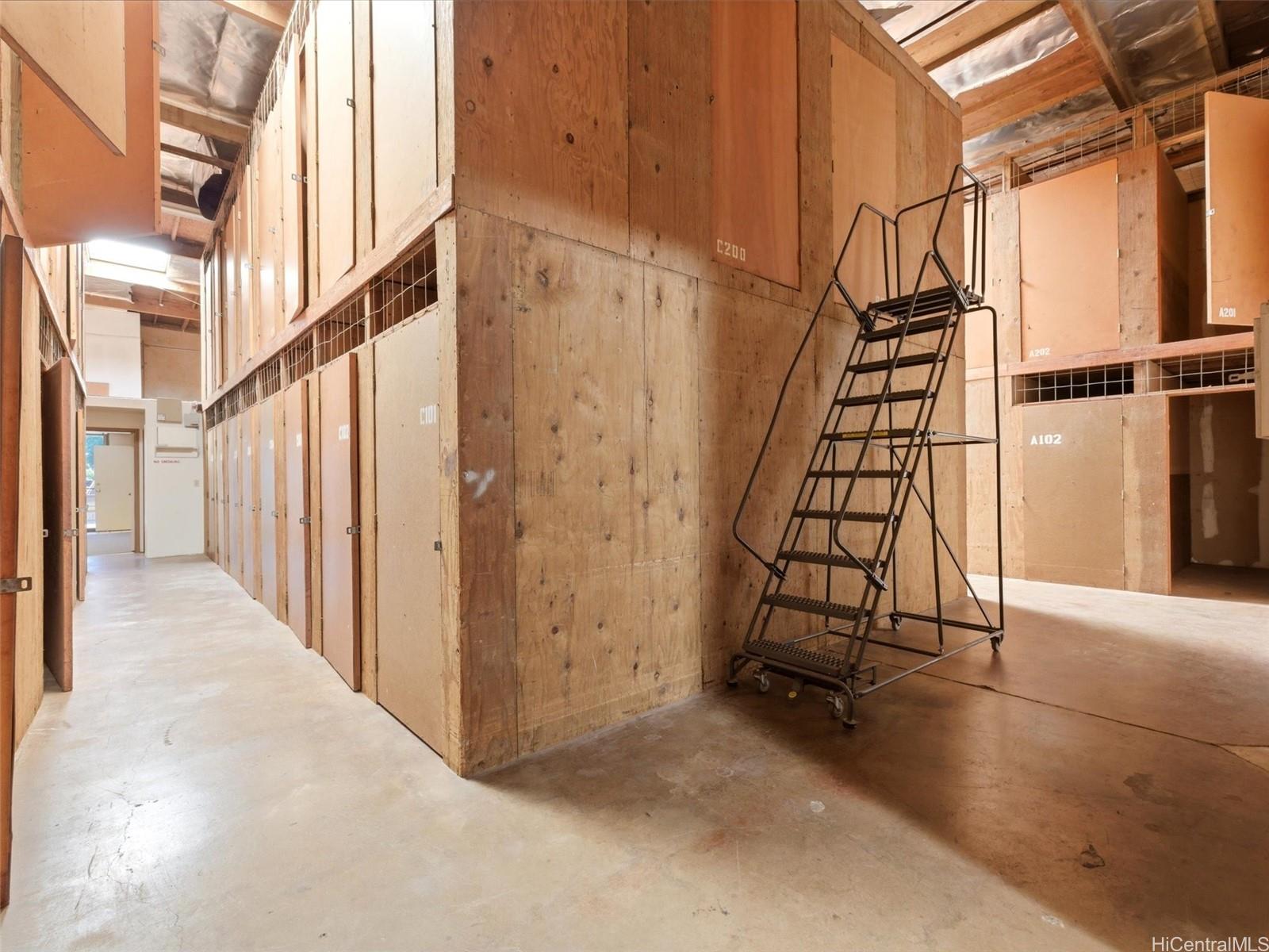 94-515 Ukee St Waipahu Oahu commercial real estate photo4 of 18