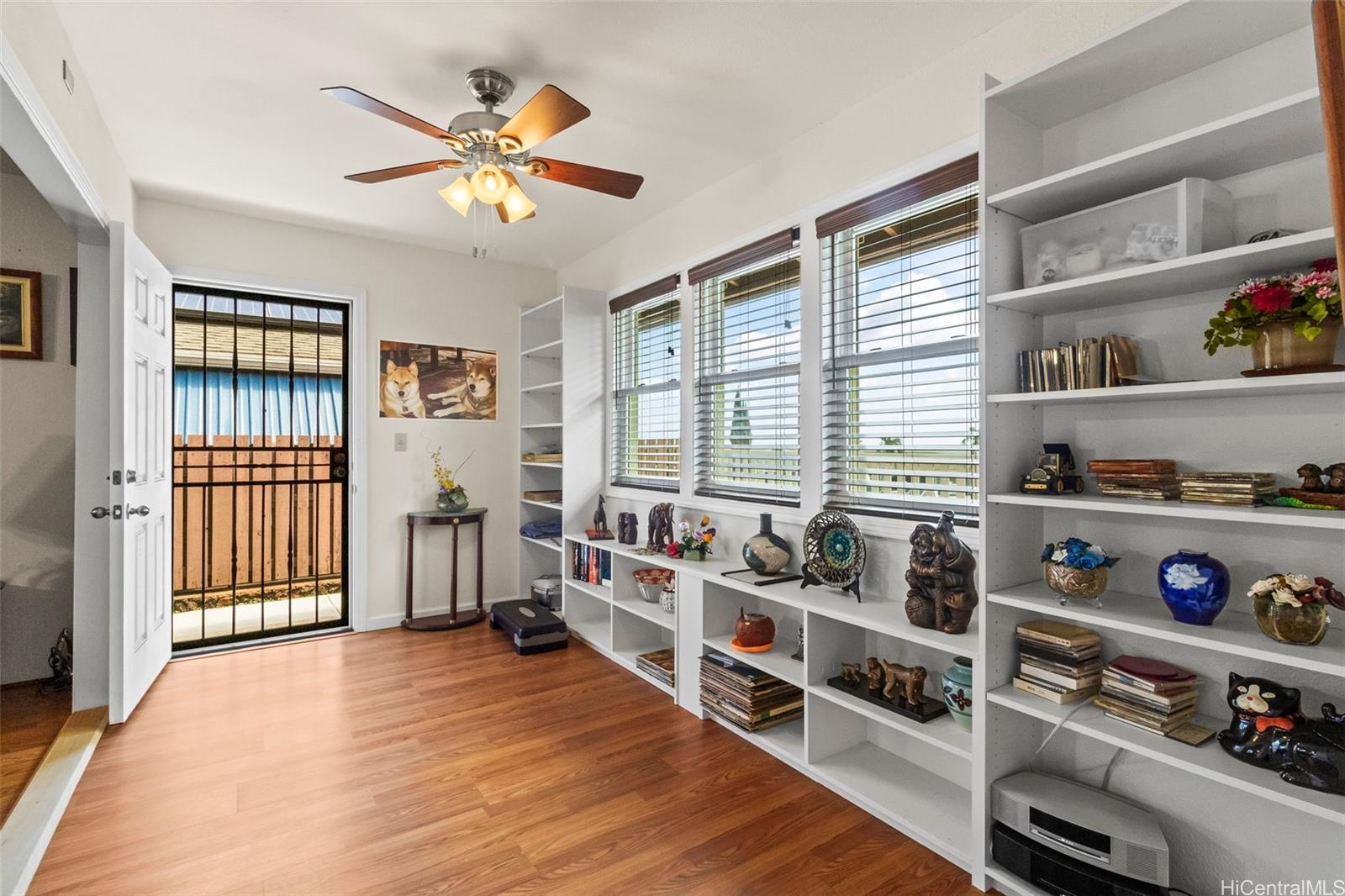 94-517  Alapine Street Village Park, Waipahu home - photo 8 of 17