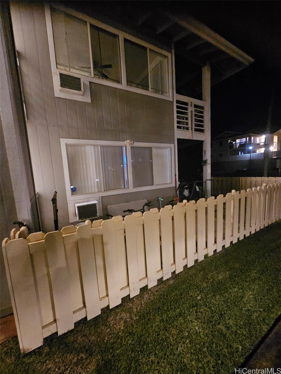 94-520 Kupuohi St townhouse # 14101, Waipahu, Hawaii - photo 3 of 6