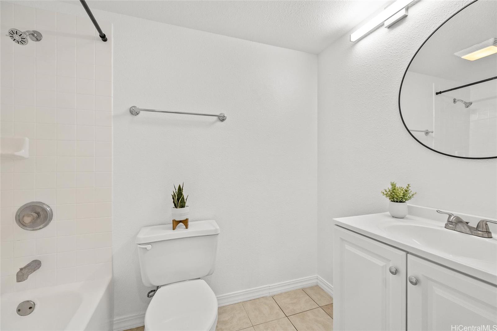 Waikele AOAO townhouse # E101, Waipahu, Hawaii - photo 12 of 25