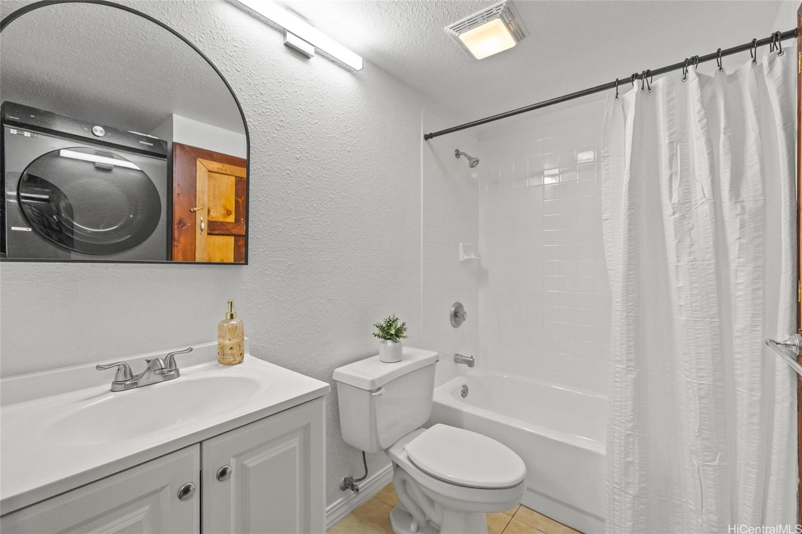 Waikele AOAO townhouse # E101, Waipahu, Hawaii - photo 13 of 25