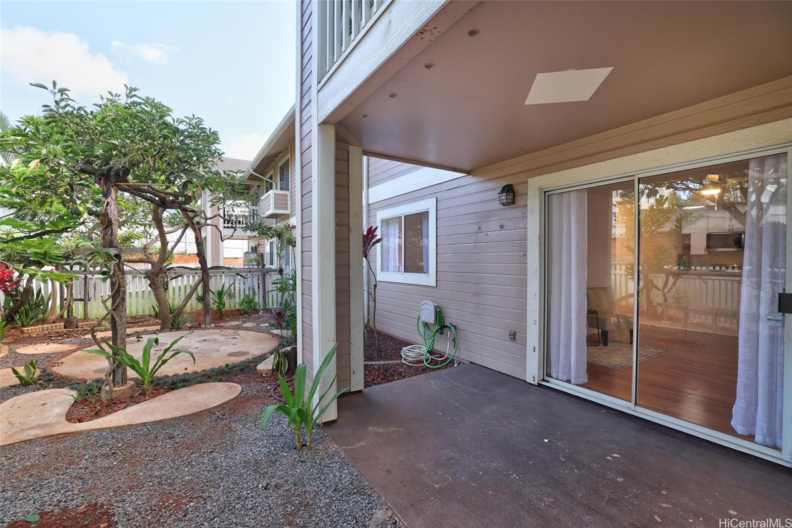 Waikele AOAO townhouse # E101, Waipahu, Hawaii - photo 14 of 25