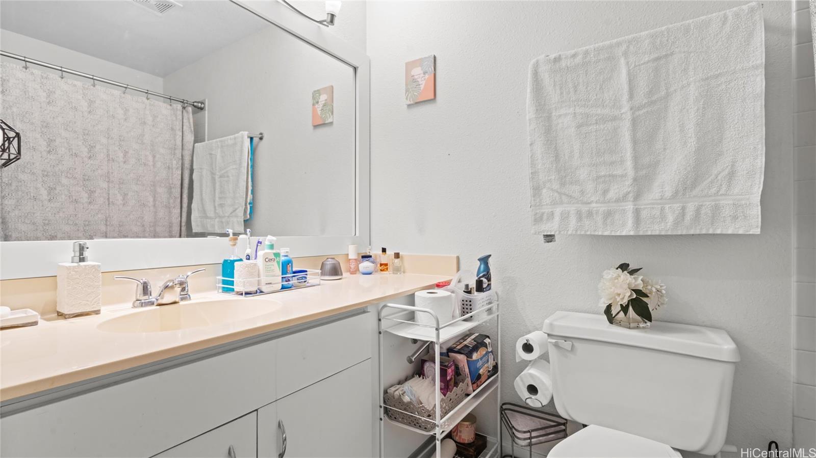 Mahi Ko At Waikele condo # E202, Waipahu, Hawaii - photo 11 of 15