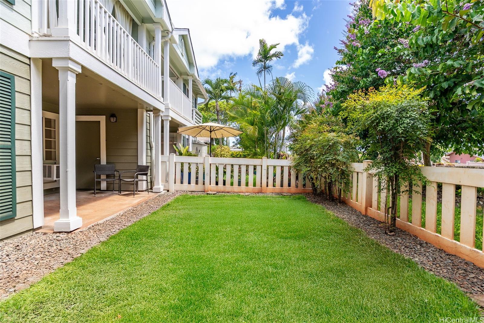 Waikele Community Assn. townhouse # C103, Waipahu, Hawaii - photo 12 of 15