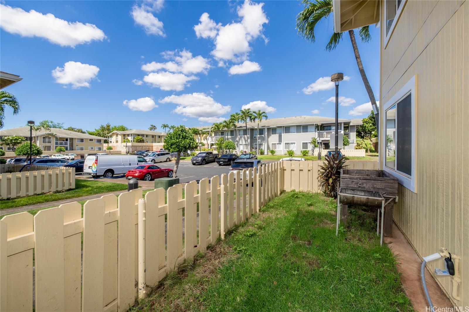 Royal Kunia townhouse # 103, Waipahu, Hawaii - photo 17 of 21