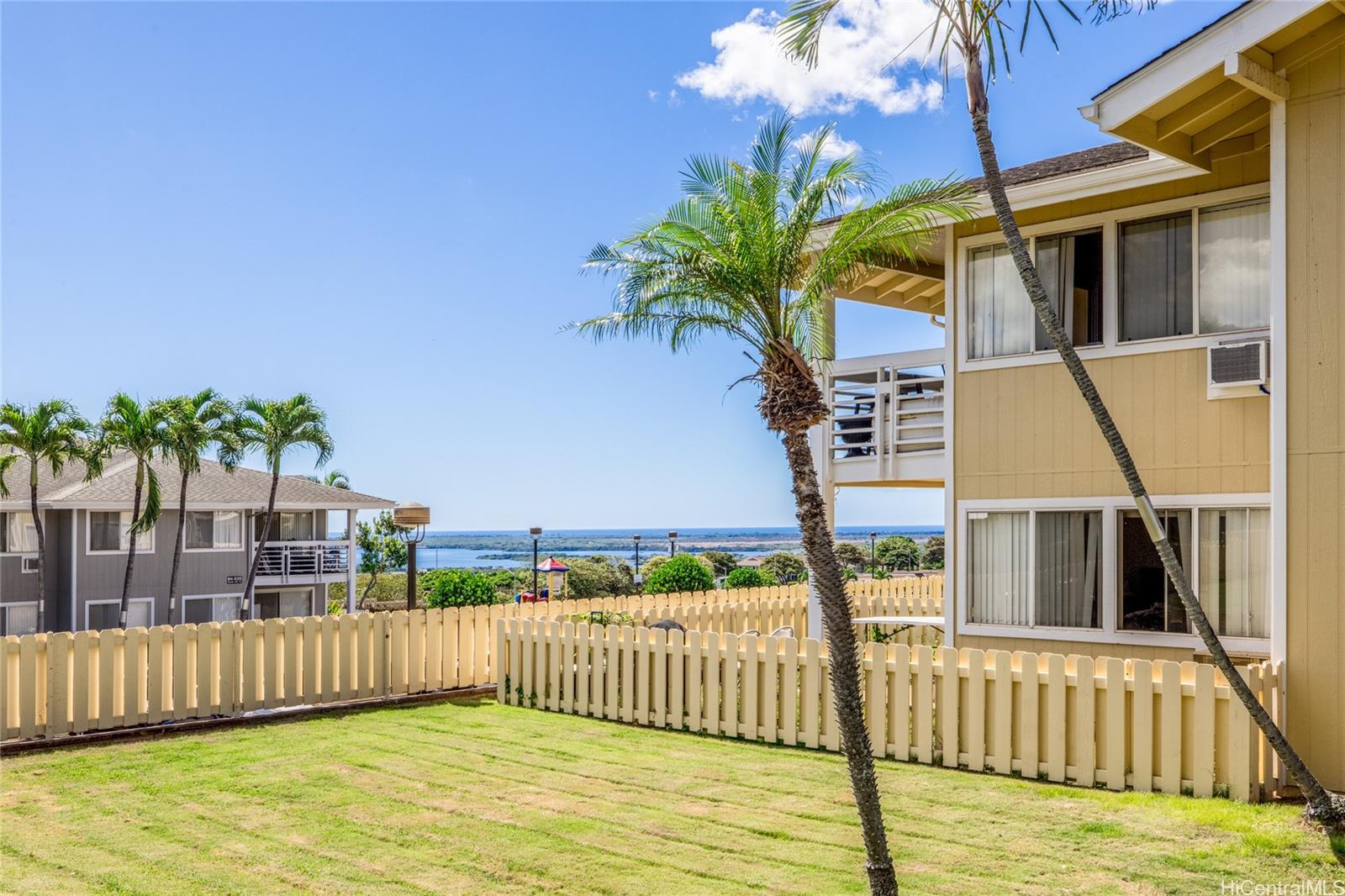 Royal Kunia townhouse # 103, Waipahu, Hawaii - photo 19 of 21