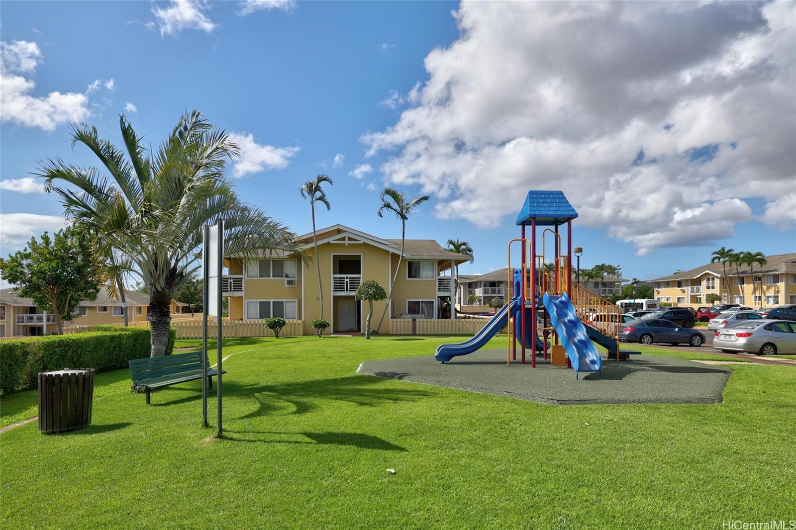 Royal Kunia townhouse # 19/106, Waipahu, Hawaii - photo 23 of 24