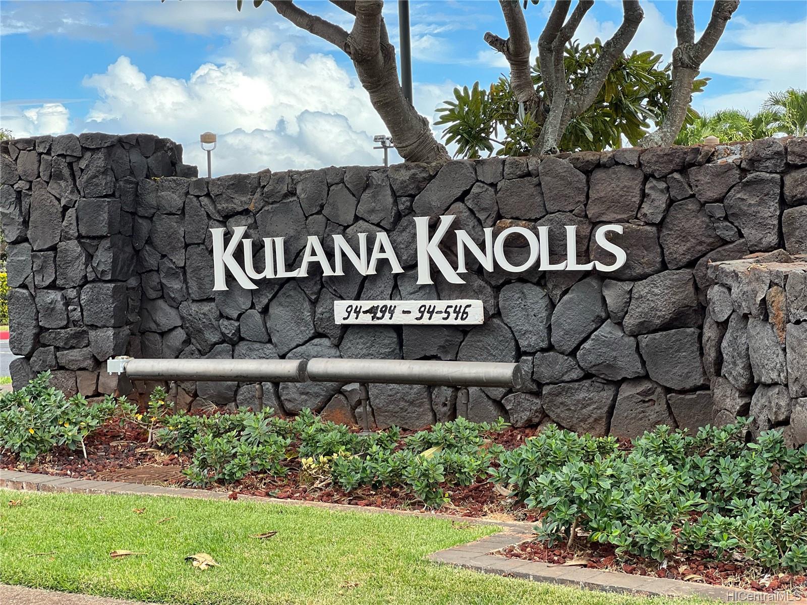 Kulana Knolls townhouse # 19/201, Waipahu, Hawaii - photo 1 of 12