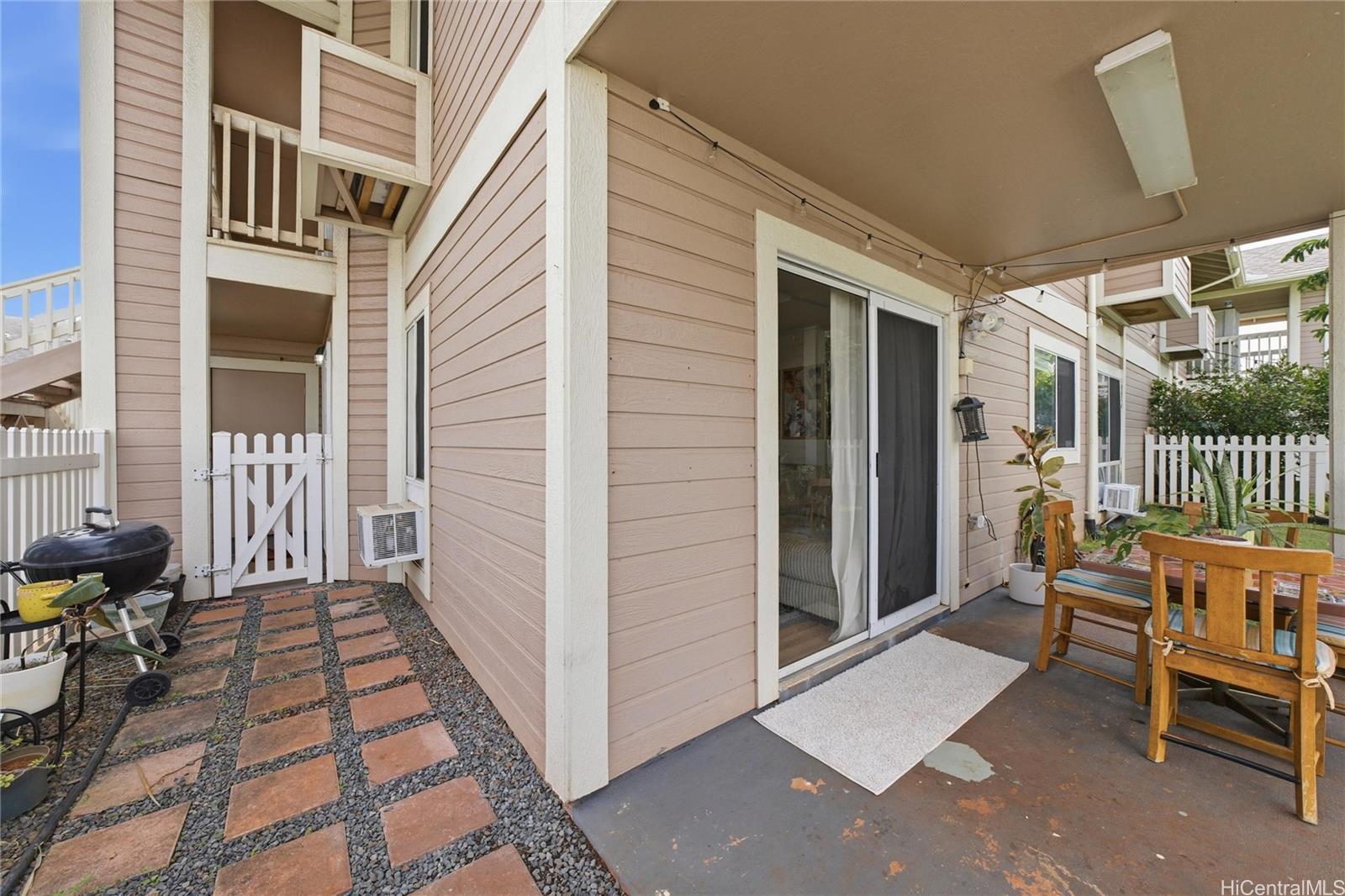 94-531 Lumiaina Street townhouse # C102, Waipahu, Hawaii - photo 15 of 25