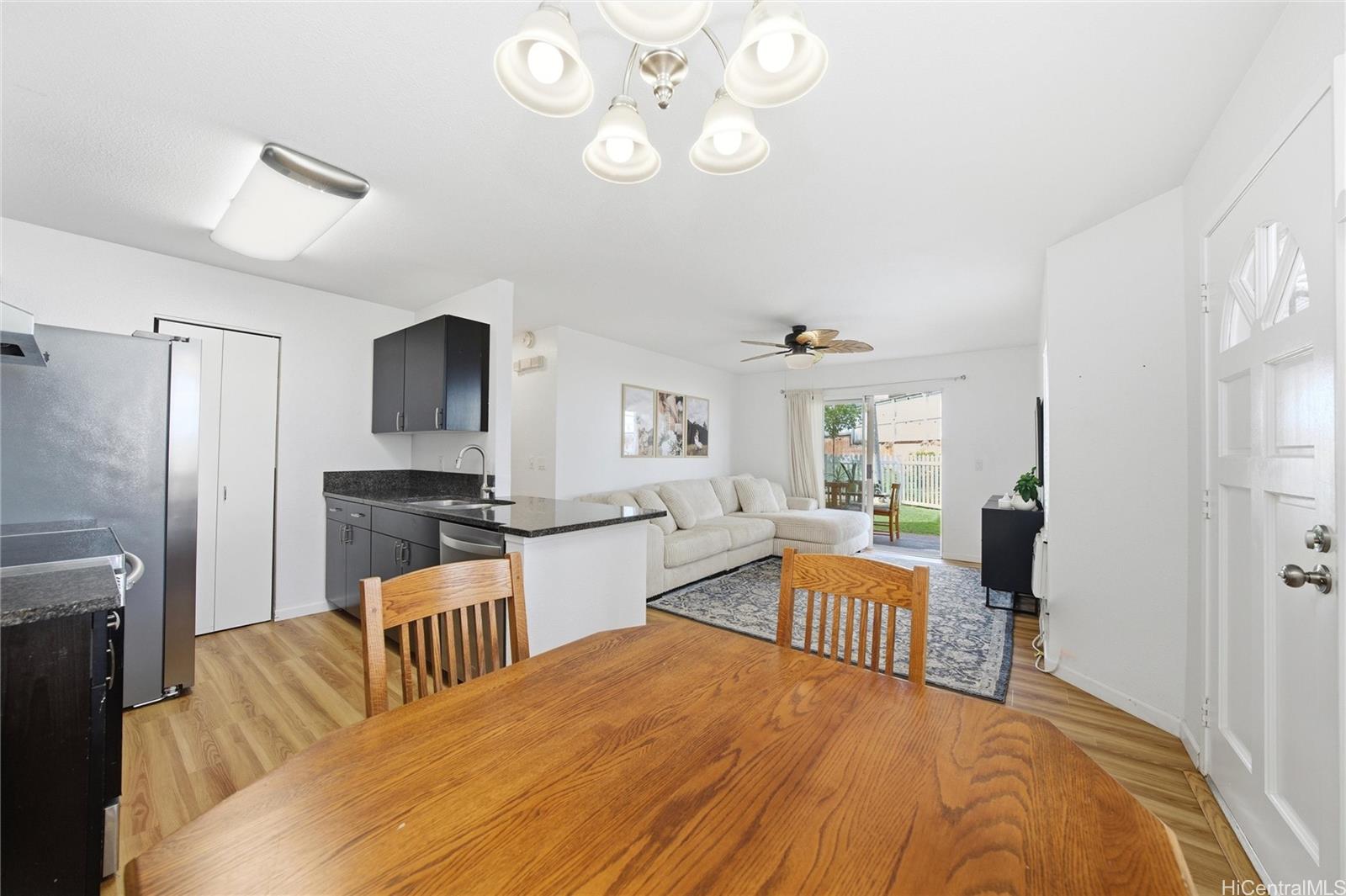 94-531 Lumiaina Street townhouse # C102, Waipahu, Hawaii - photo 5 of 25