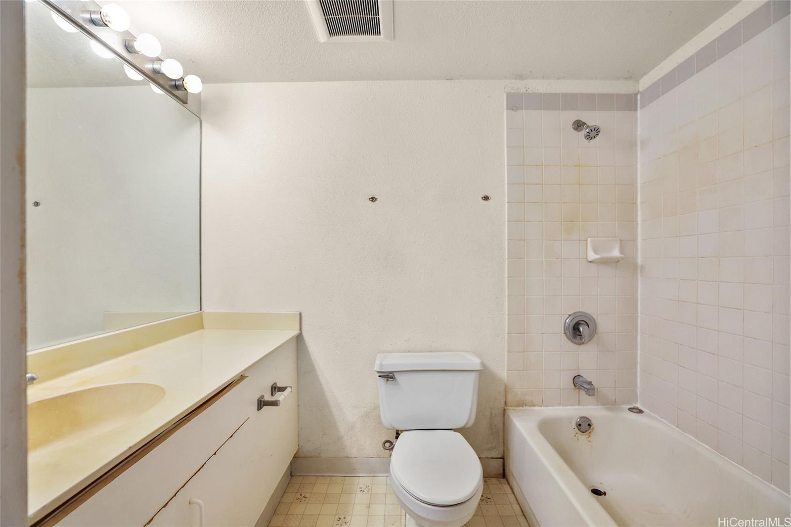 94-531 Lumiaina Street townhouse # C103, Waipahu, Hawaii - photo 13 of 21