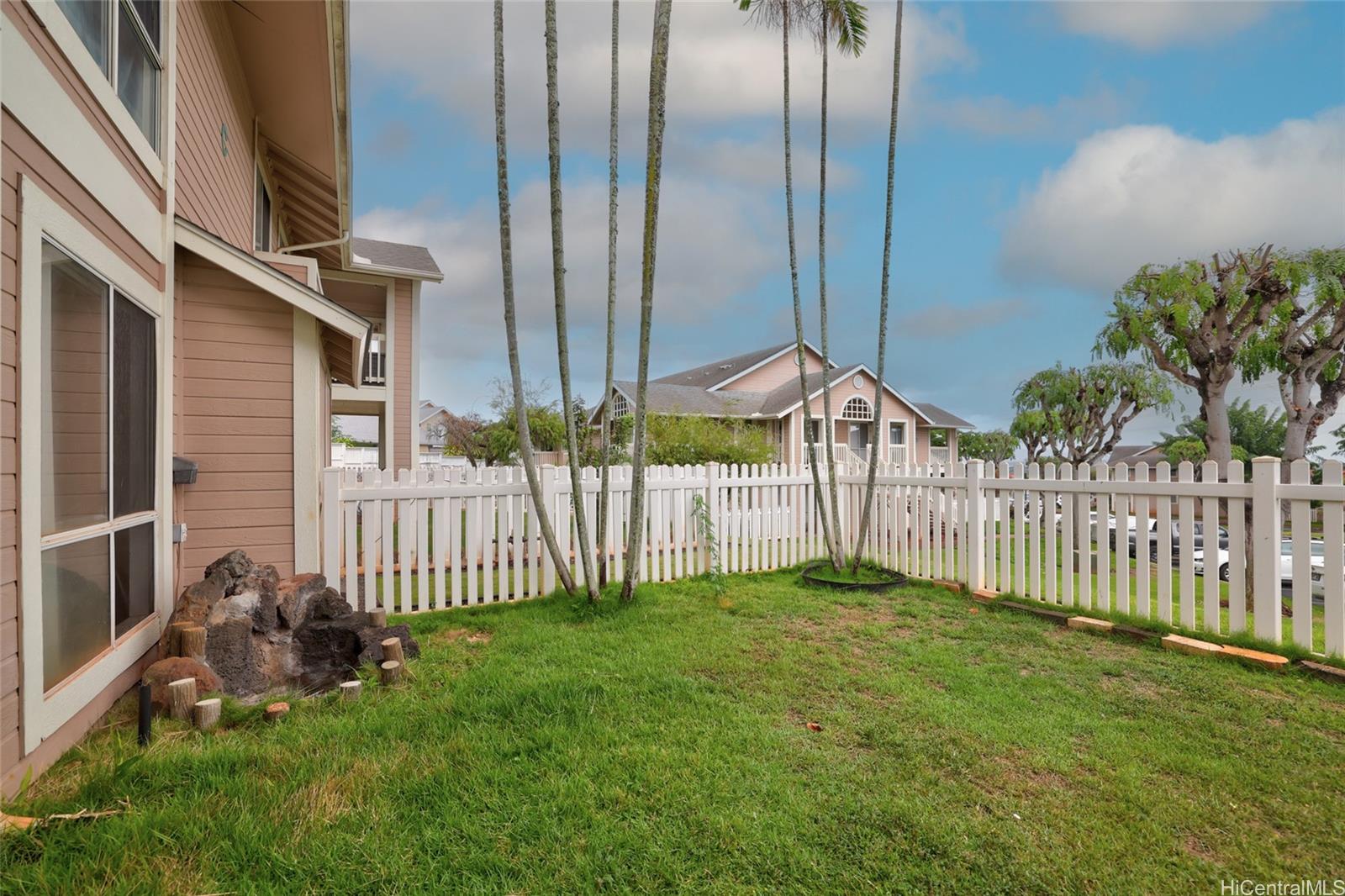 94-531 Lumiaina Street townhouse # C103, Waipahu, Hawaii - photo 15 of 21