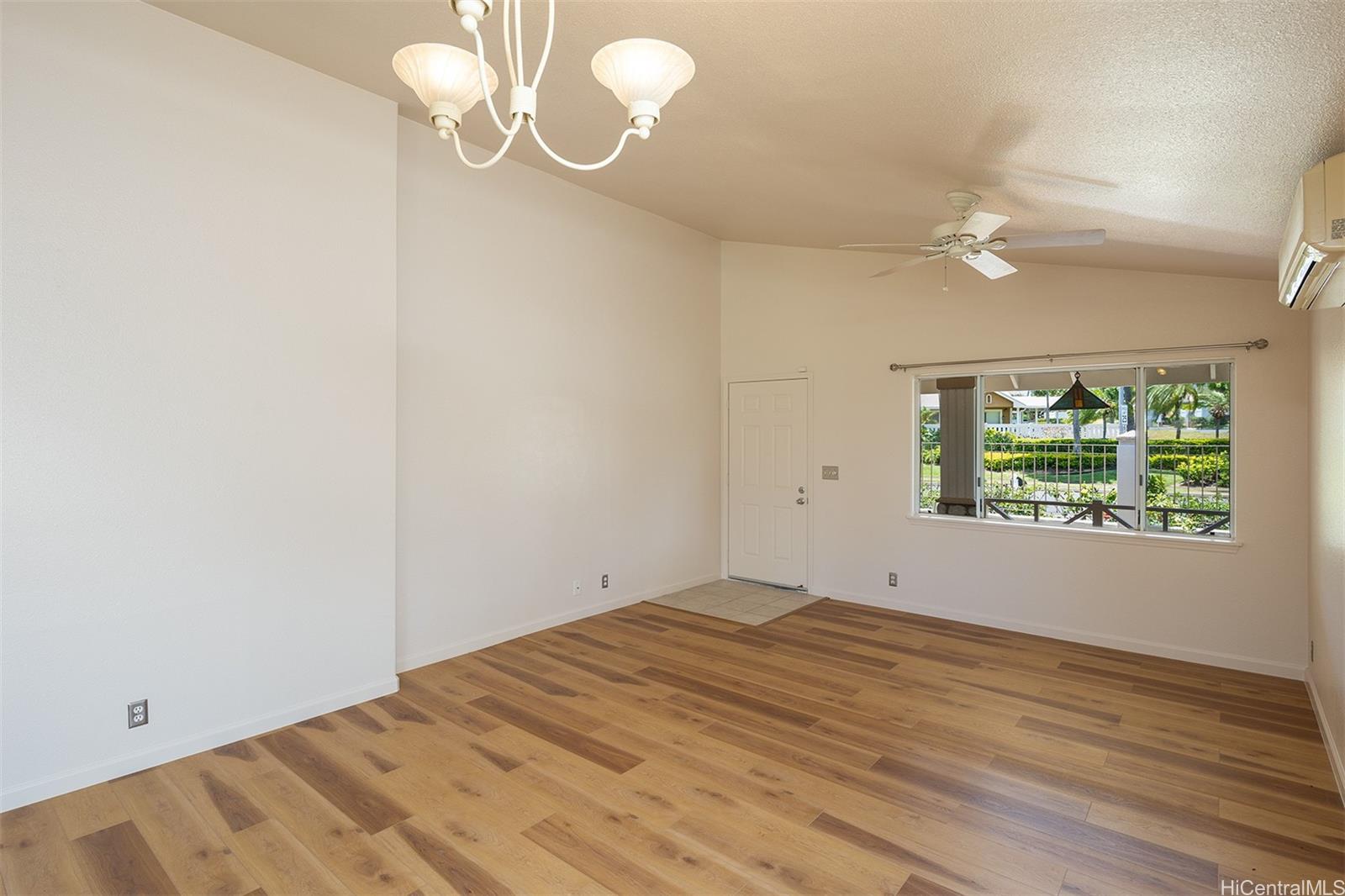 94-531 Lumiauau St Waipahu - Rental - photo 2 of 19