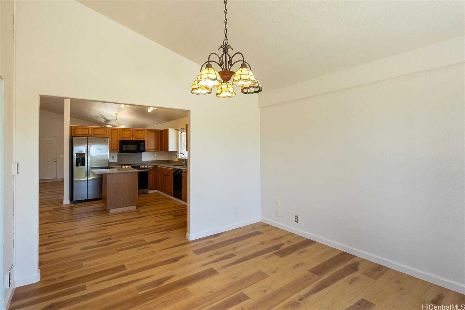 94-531 Lumiauau St Waipahu - Rental - photo 10 of 19