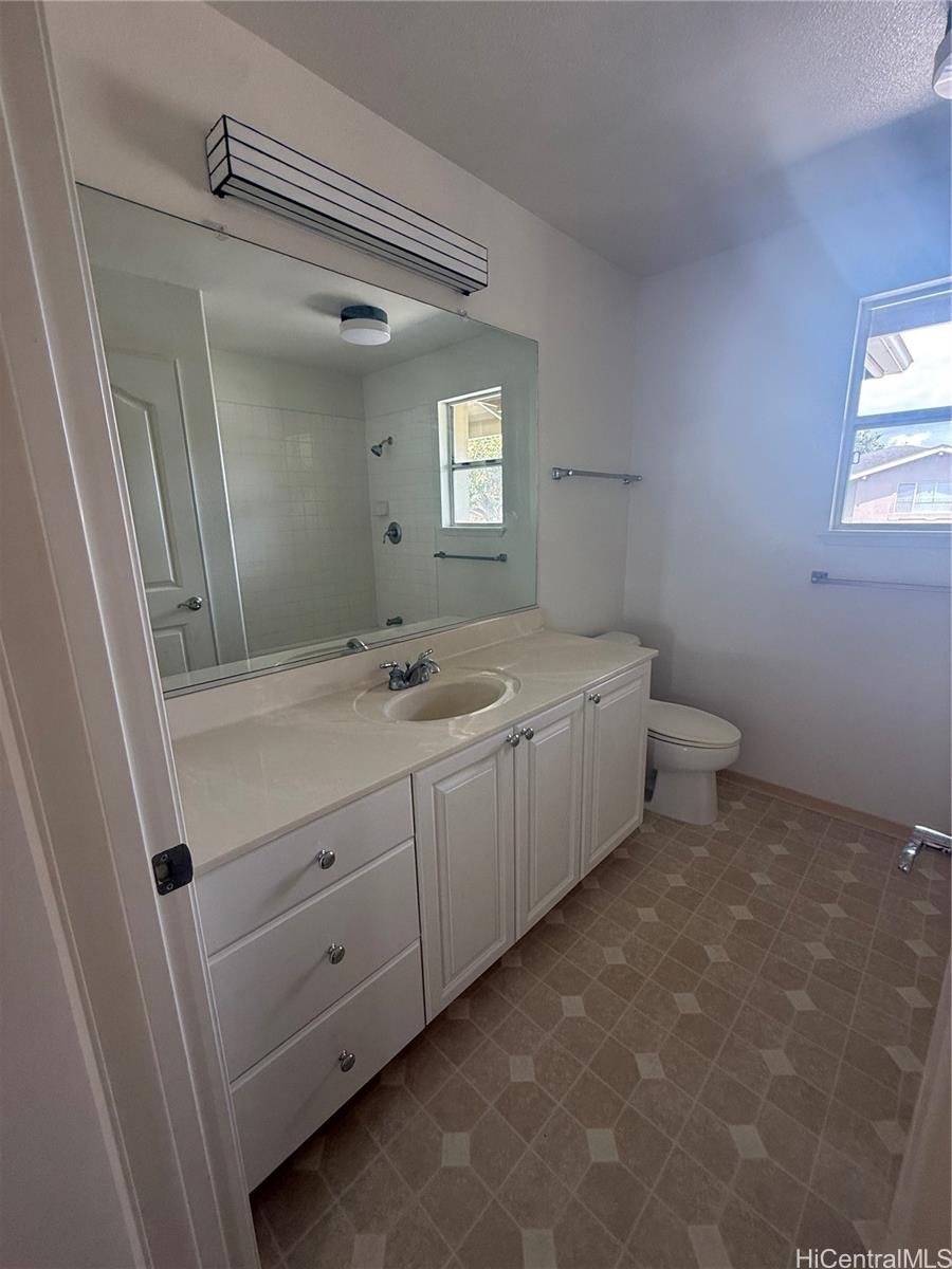 94-534  Halekuai Place Waikele-renaissance, Waipahu home - photo 19 of 25