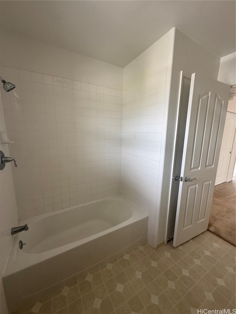 94-534  Halekuai Place Waikele-renaissance, Waipahu home - photo 20 of 25