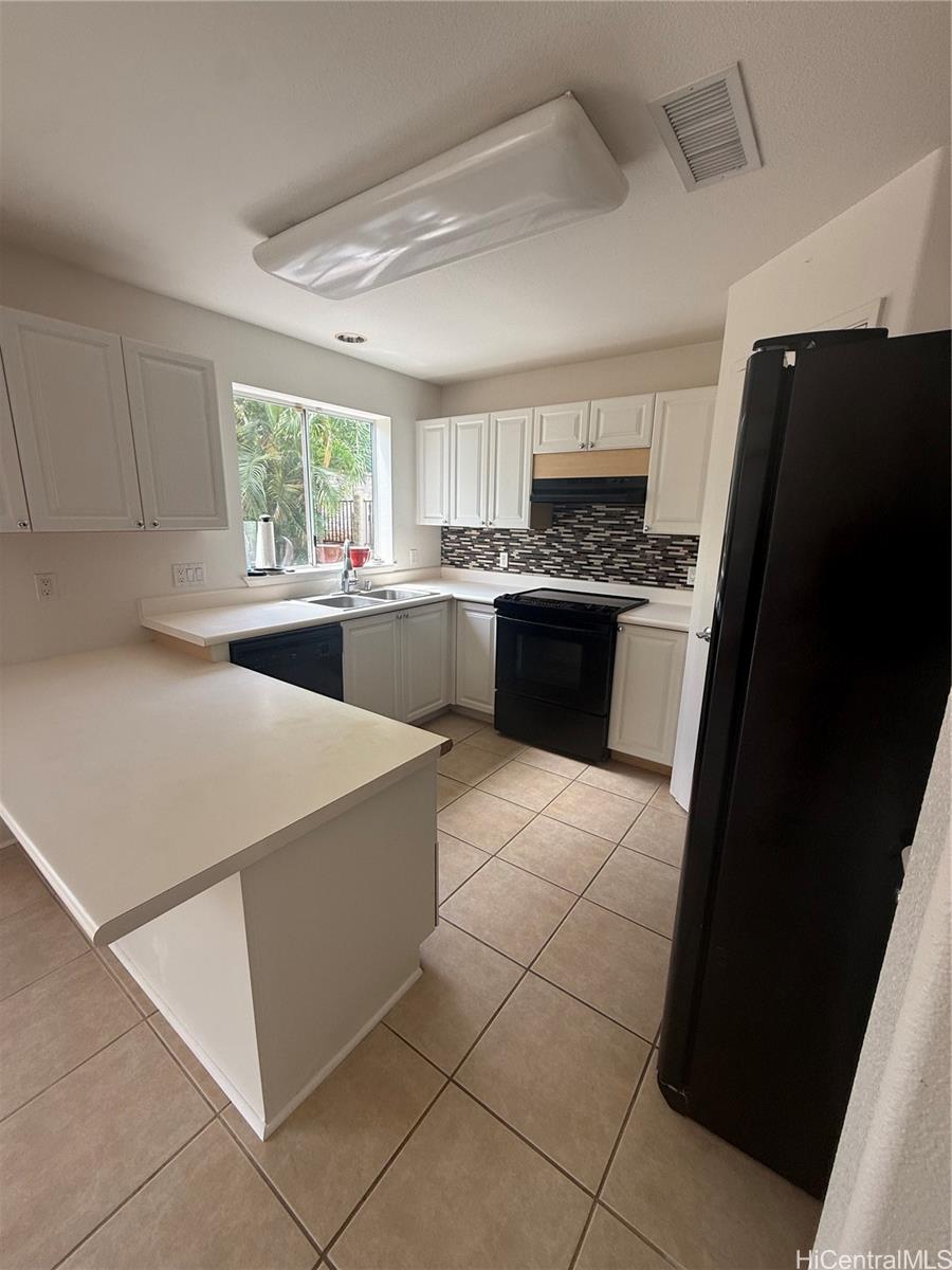 94-534  Halekuai Place Waikele-renaissance, Waipahu home - photo 7 of 25