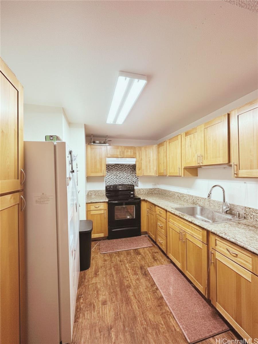 Royal Kunia townhouse # 21102, Waipahu, Hawaii - photo 2 of 12