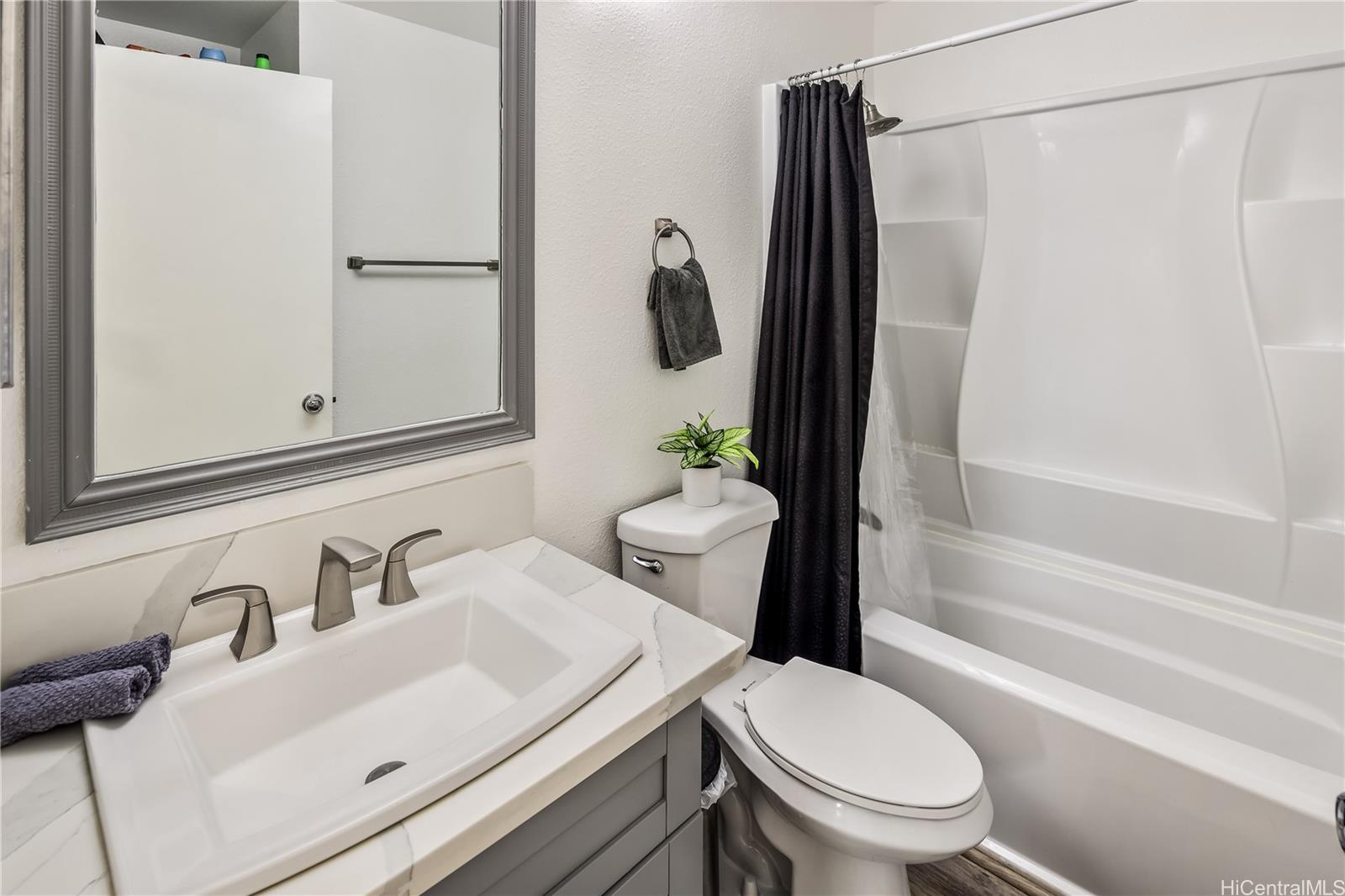 Mahi Ko At Waikele condo # A204, Waipahu, Hawaii - photo 21 of 25