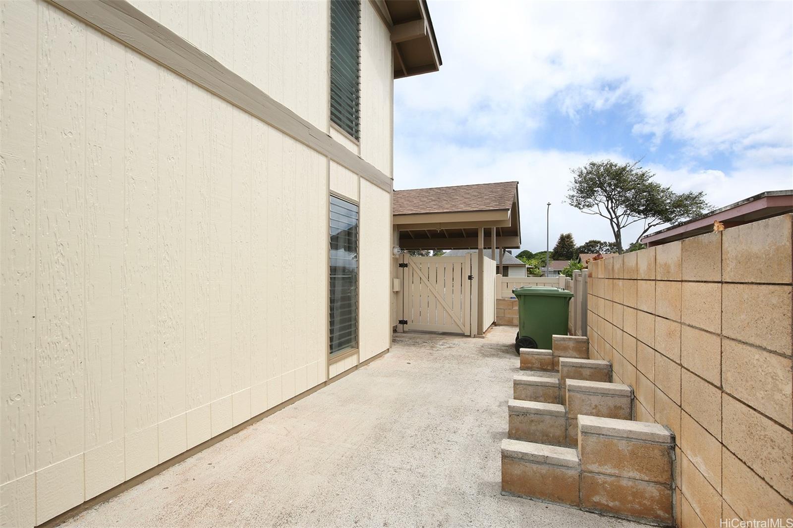 94-536  Mahinahou Street Mililani Area, Central home - photo 25 of 25