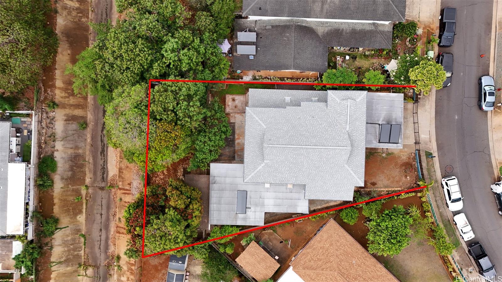 94-547  Hiahia Loop Waipahu-lower, Waipahu home - photo 21 of 25