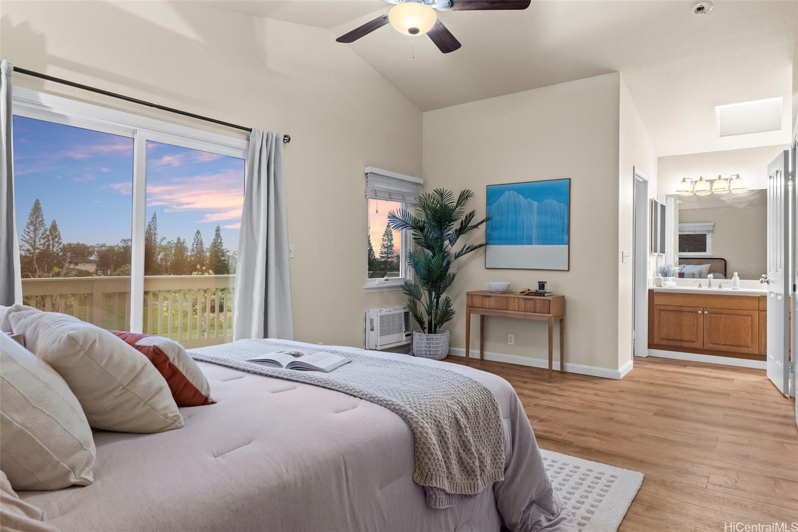 94-547  Lumiauau Street Waikele, Waipahu home - photo 11 of 23