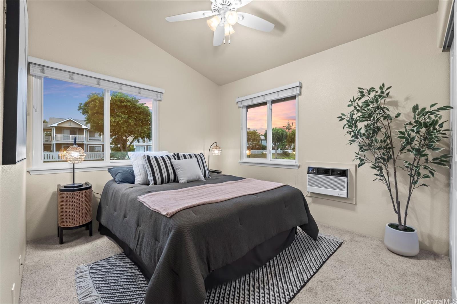 94-547  Lumiauau Street Waikele, Waipahu home - photo 17 of 23