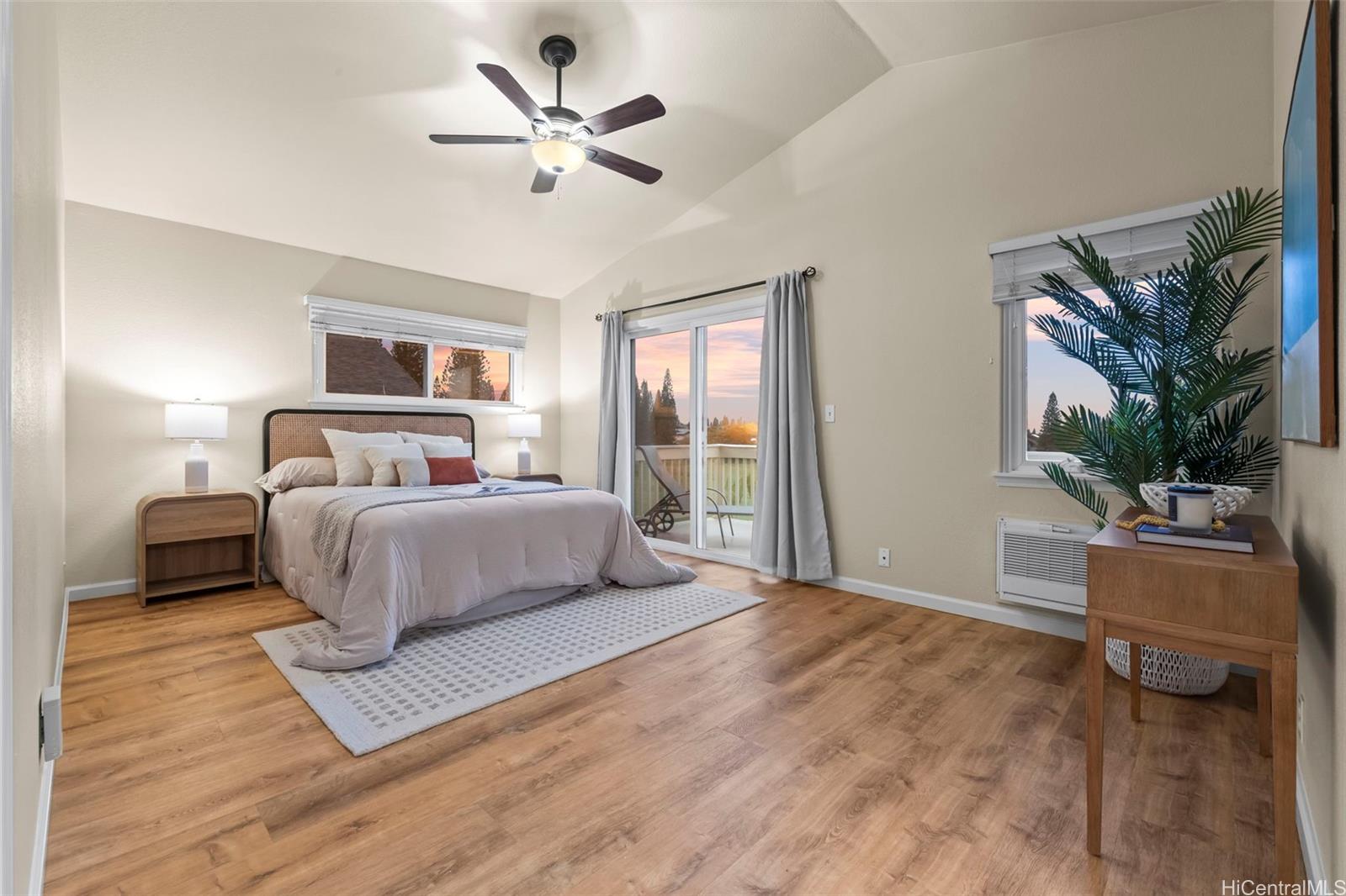 94-547  Lumiauau Street Waikele, Waipahu home - photo 9 of 23