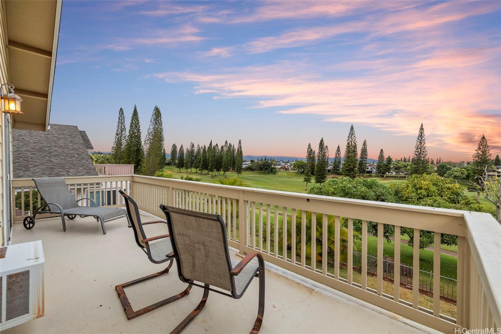 94-547  Lumiauau Street Waikele, Waipahu home - photo 10 of 23