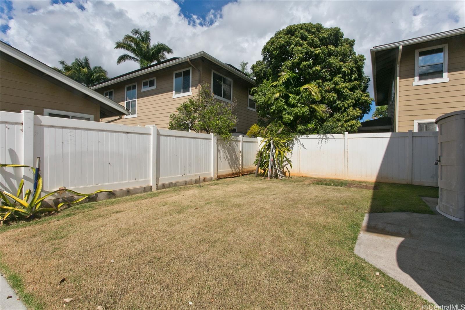 94-549  Halekuai Place Waikele-renaissance, Waipahu home - photo 12 of 14