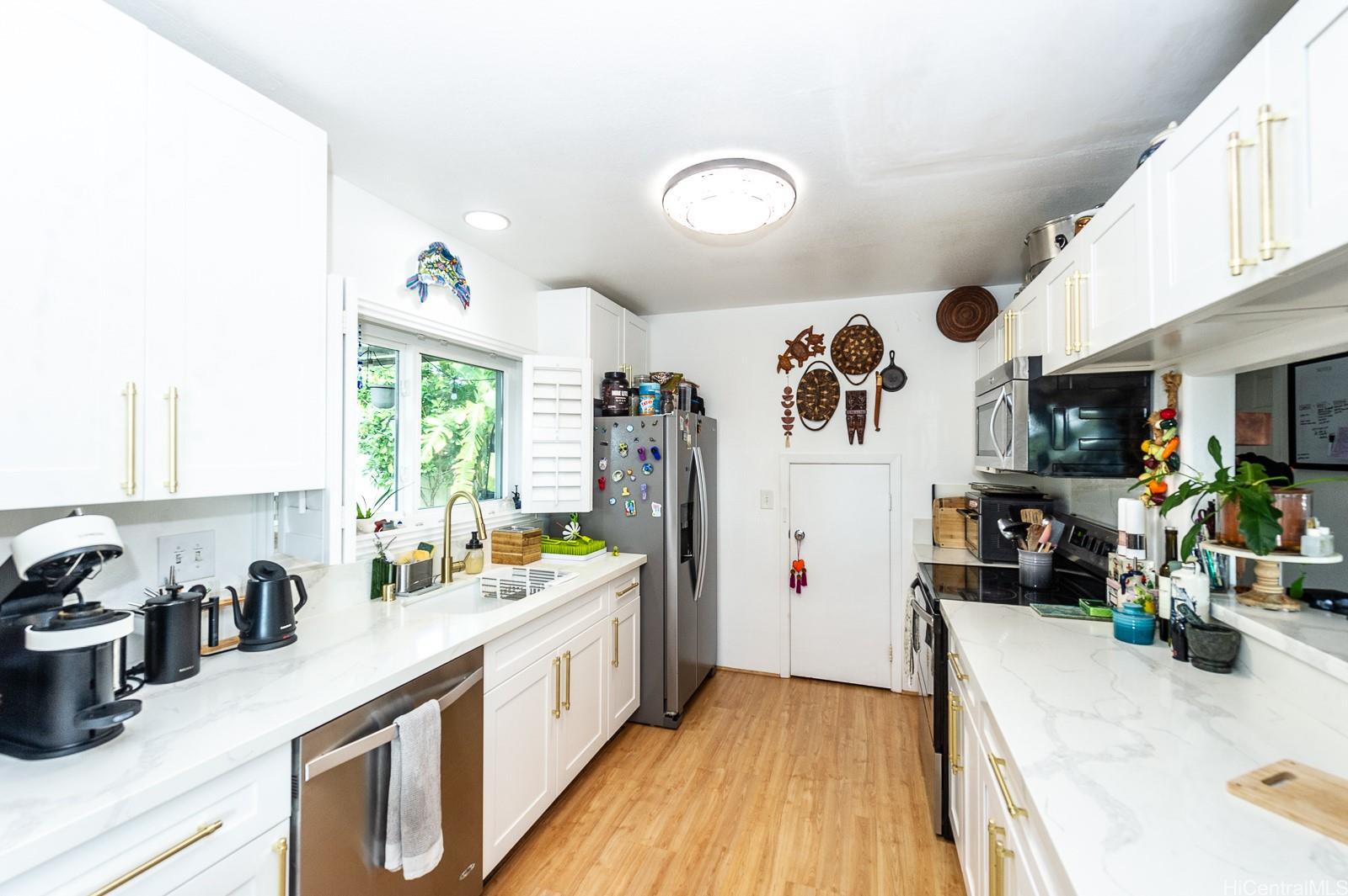 94-55 Pumaia Way Waipahu - Rental - photo 3 of 13