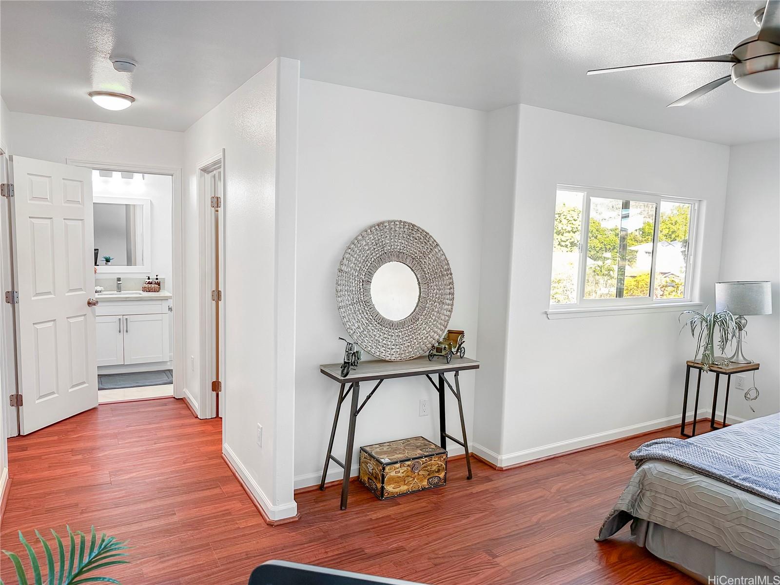 94-556  Koaleo Street Robinson Heights, Waipahu home - photo 13 of 25